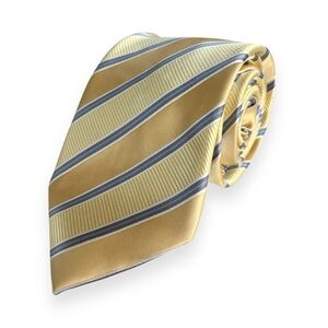 Donald Trump Signature Gold Yellow Stripe Silk Men Neck Tie Length 62” Width 3.5